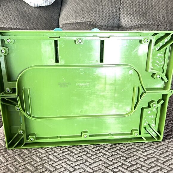 Battat Big Red Barn Animal Farm Playset for Toddlers 18M+ Barn Only - Picture 6 of 8